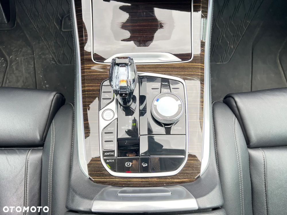 BMW X5 xDrive40i - 23