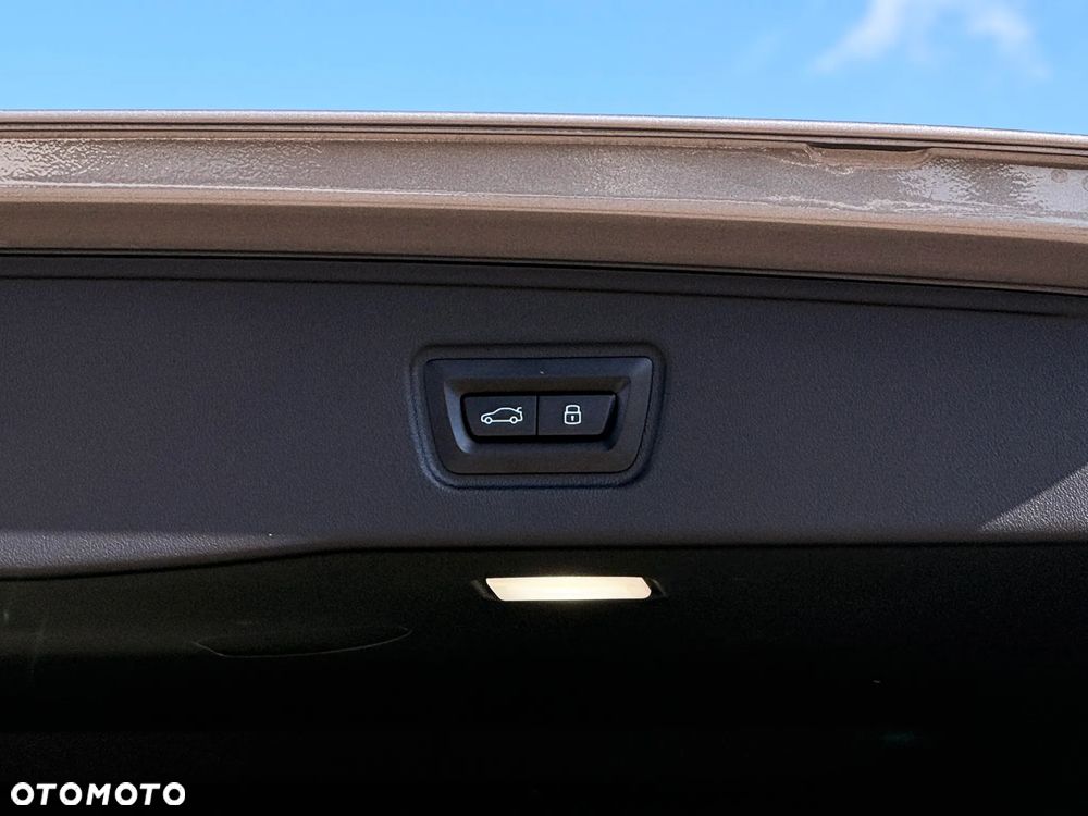 BMW Seria 5 540d xDrive - 15