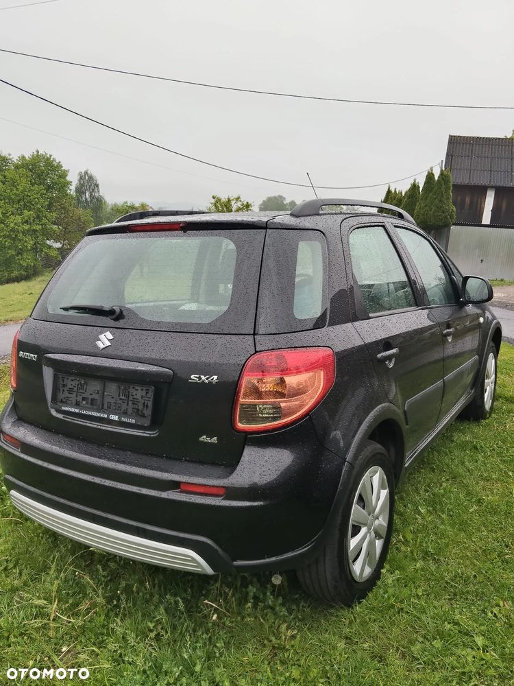 Suzuki SX4 1.6 VVT 4x4 Comfort - 2