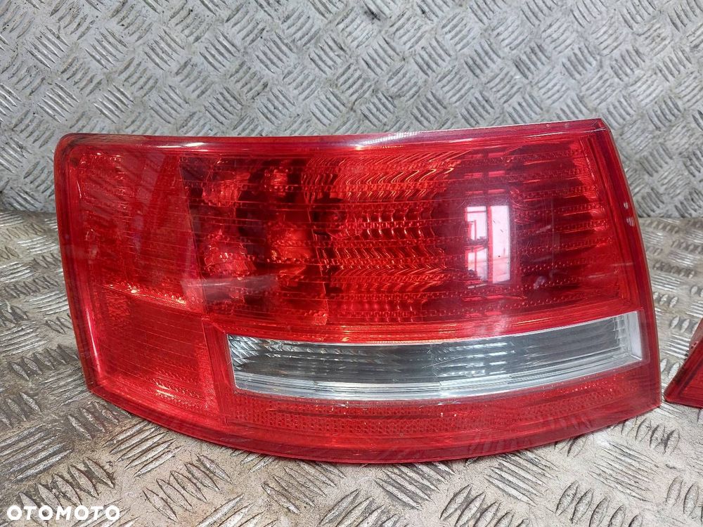 LAMPA LEWY TYŁ + PRAWY TYŁ AUDI A6 C6 SEDAN ZWYKŁE 4F5945095L 4F5945096L - 2
