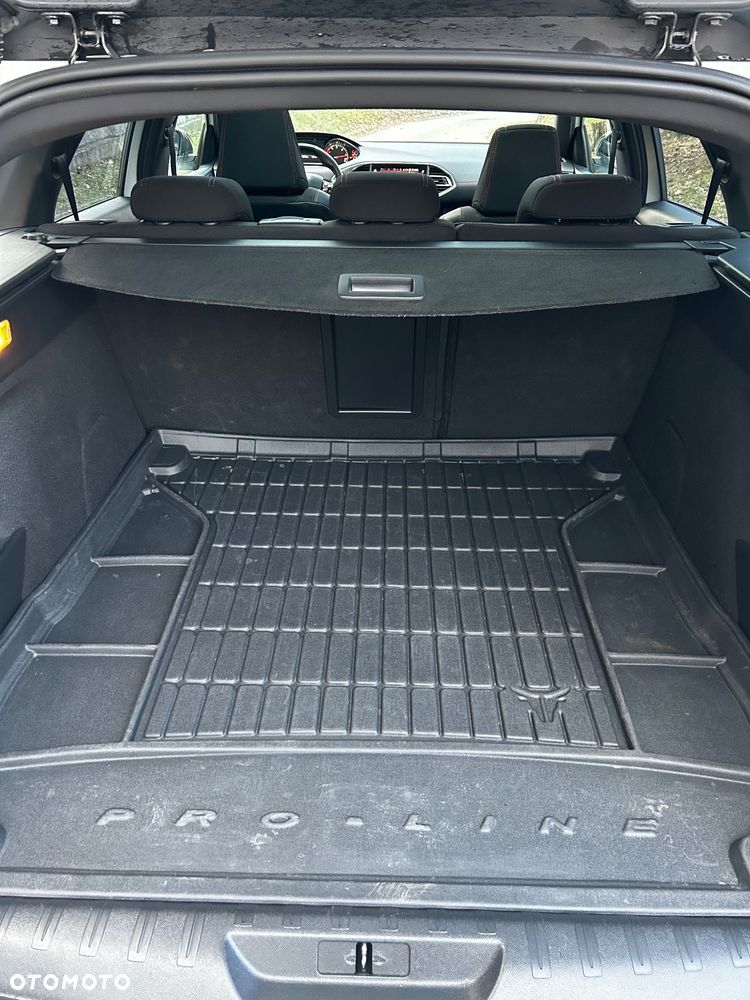 Peugeot 308 BlueHDi 120 EAT6 Stop & Start GT-Line Edition - 16