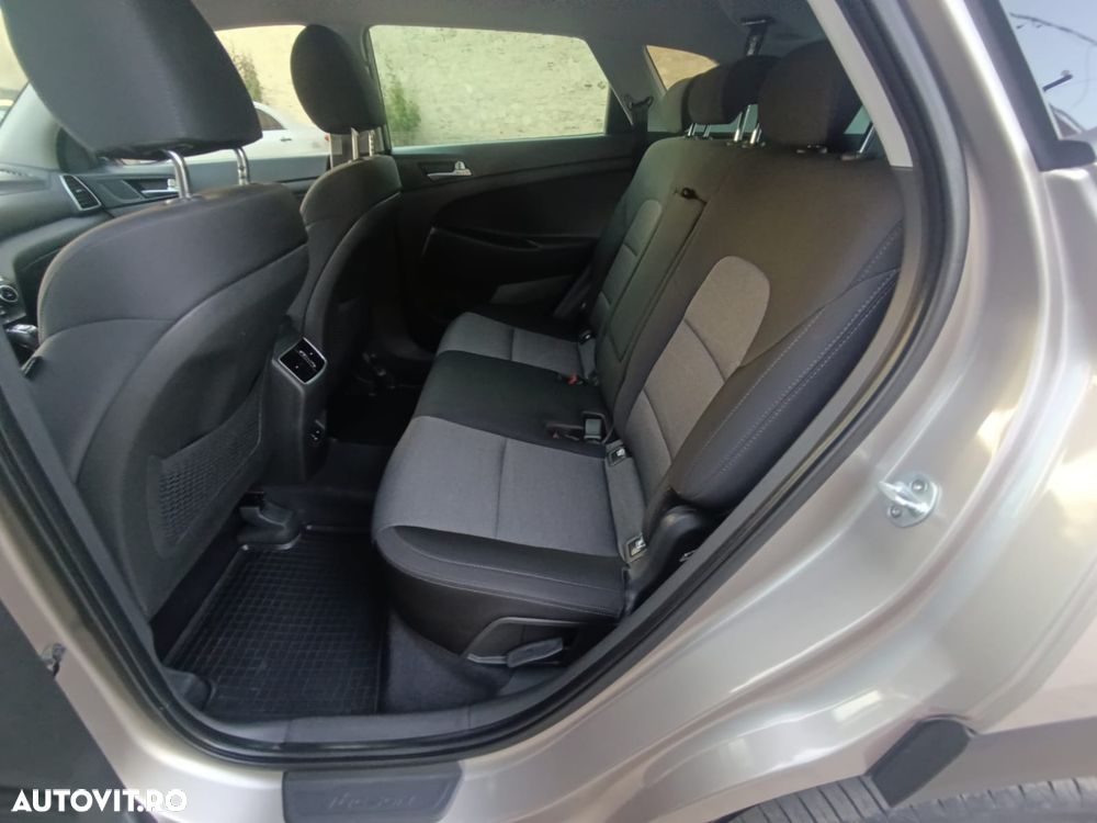 Hyundai Tucson - 8