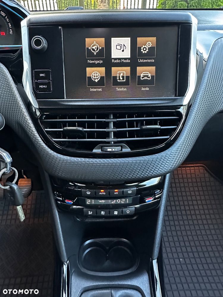 Peugeot 2008 PureTech 82 Allure - 34