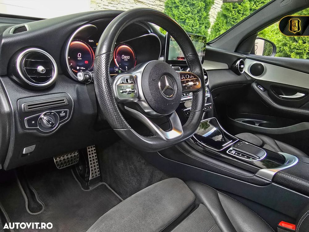Mercedes-Benz GLC Coupe 200 d 4Matic 9G-TRONIC AMG Line - 29