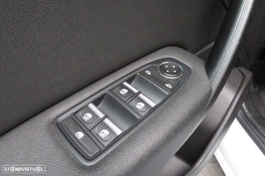 Renault Captur 1.0 TCe Techno - 25
