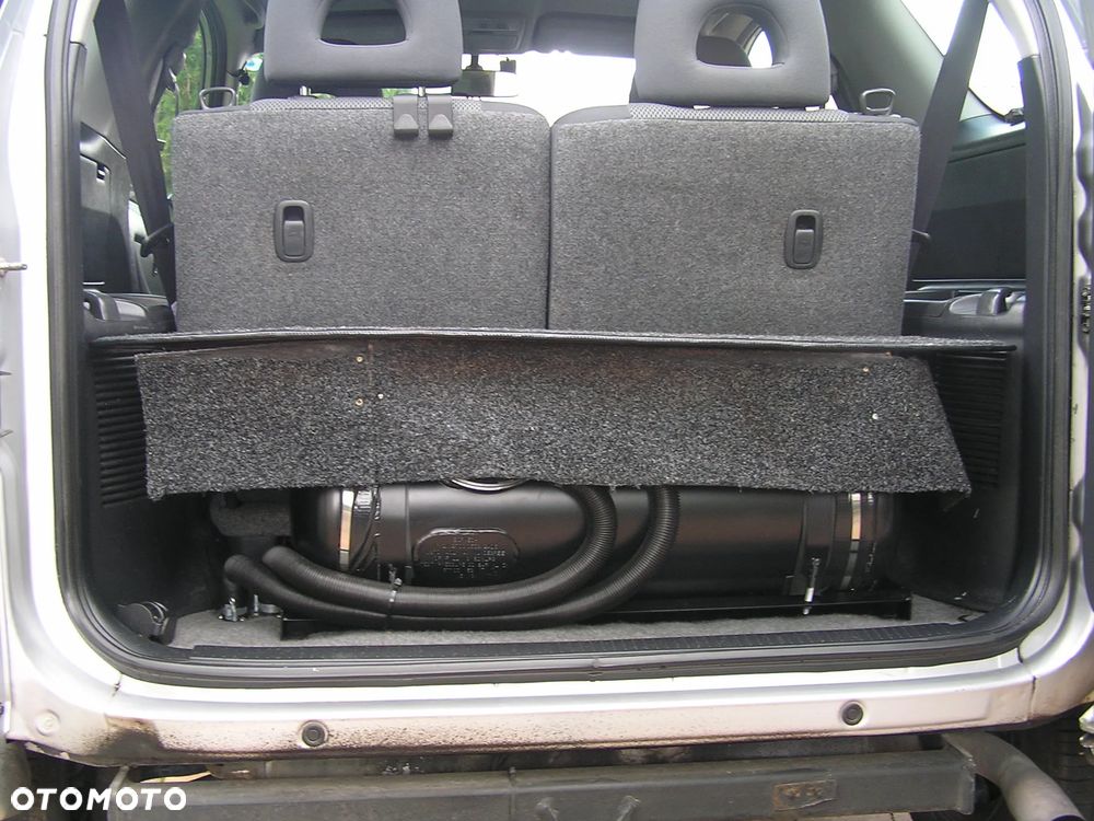 Toyota RAV4 2.0 VVT-i Sol - 8