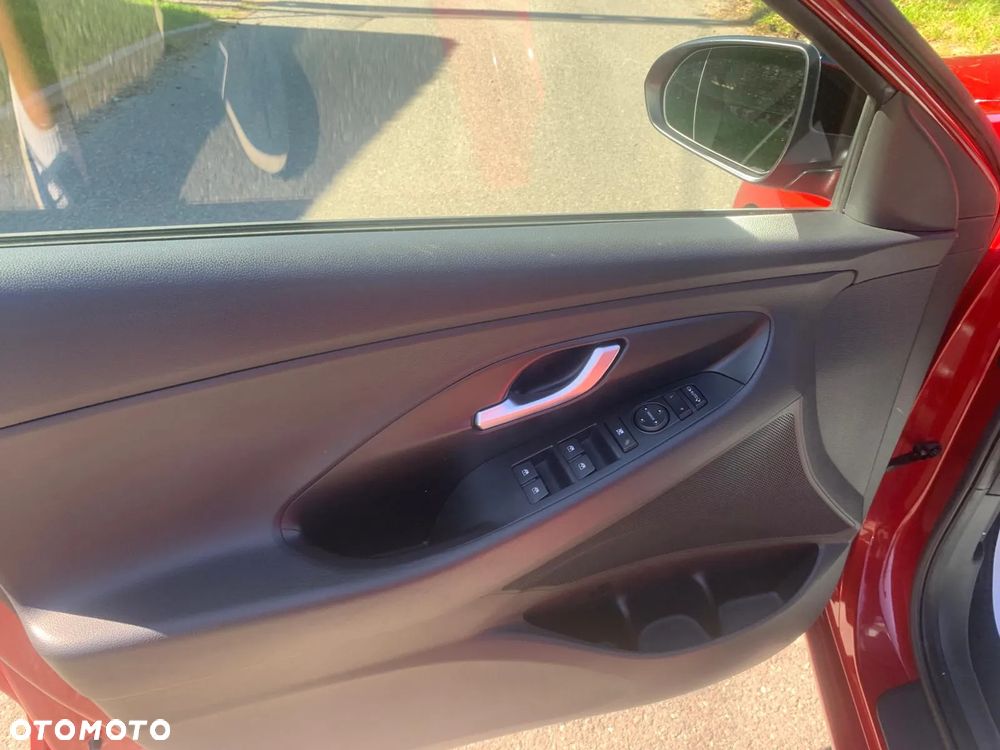 Hyundai i30 1.4 Passion - 6
