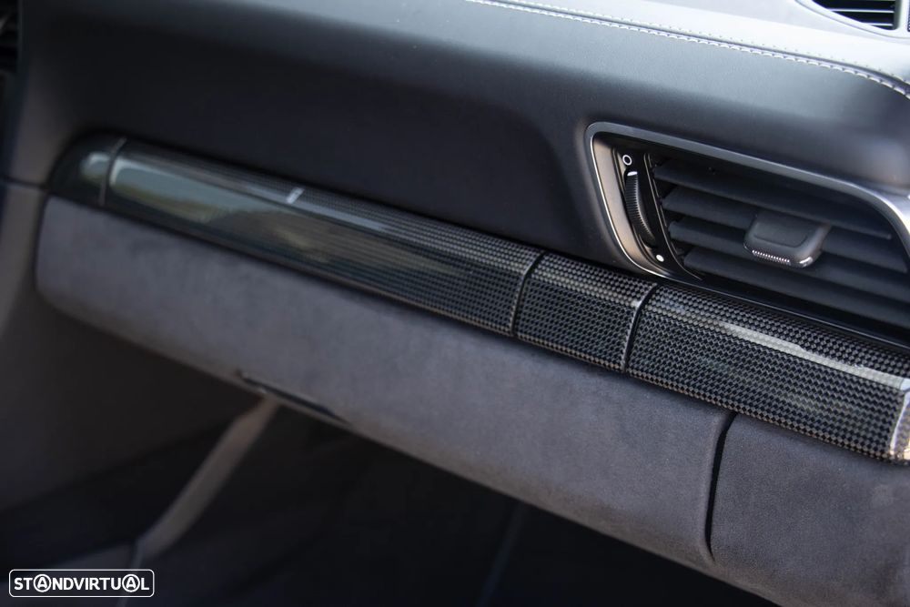 Porsche 911 (991) Carrera 4 GTS PDK - 43