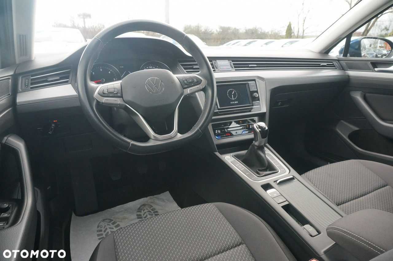 Volkswagen Passat 2.0 TDI EVO Essence - 17