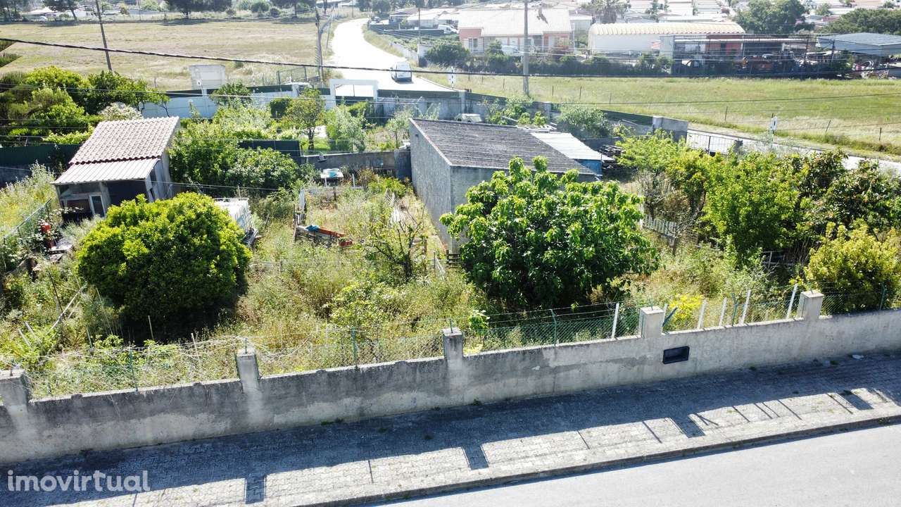 Terreno com 328m2 (2 fogos) - Grande imagem: 5/31