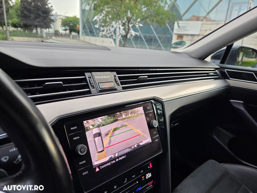 Volkswagen Passat 2.0 TDI SCR DSG Elegance - 20