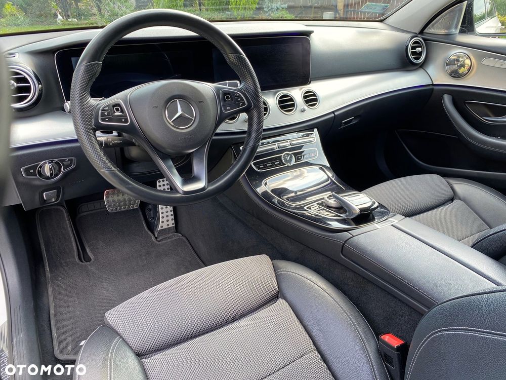 Mercedes-Benz Klasa E 350 BlueTEC 9G-TRONIC Avantgarde - 27
