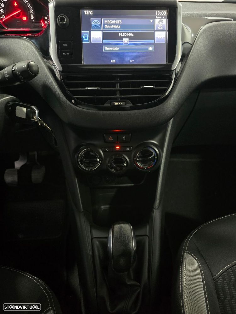 Peugeot 208 1.2 PureTech Active - 11