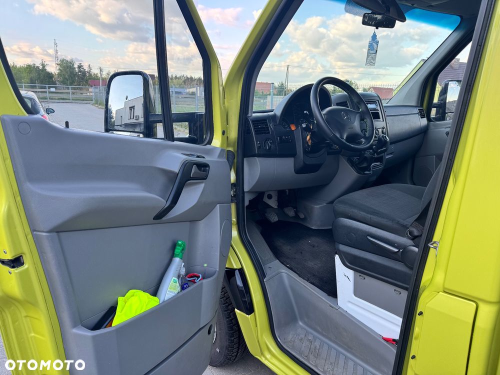 Mercedes-Benz Sprinter 316 - 17
