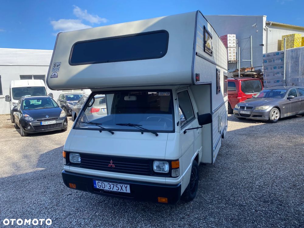 Mitsubishi L300 - 2