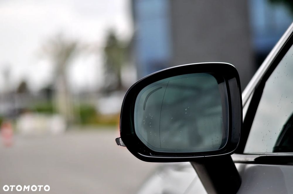 Volvo XC 60 B4 D Geartronic RDesign - 34