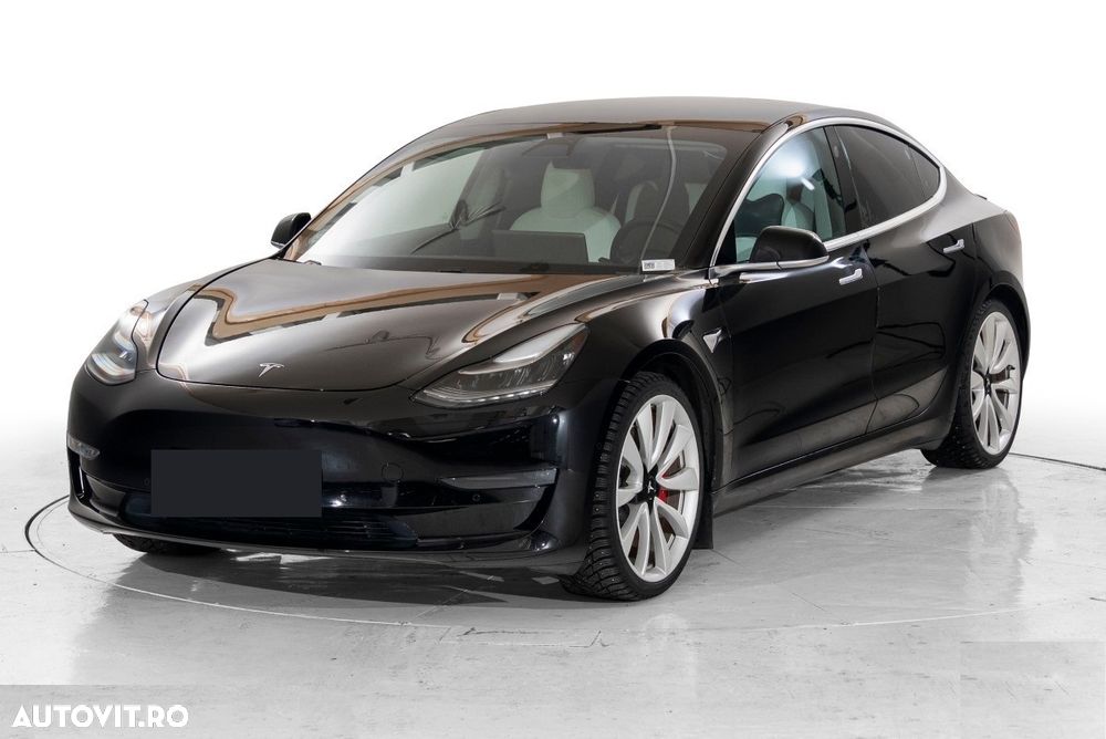 Tesla Model 3 Langstreckenbatterie Allradantrieb Dual Motor Performance - 1