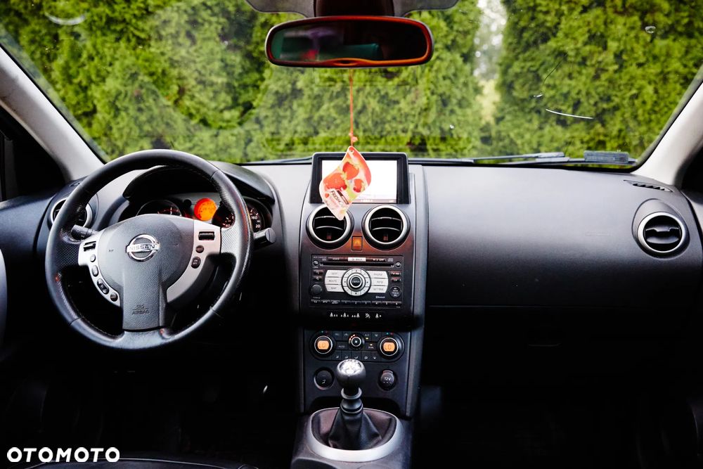 Nissan Qashqai 2.0 dCi Tekna - 23