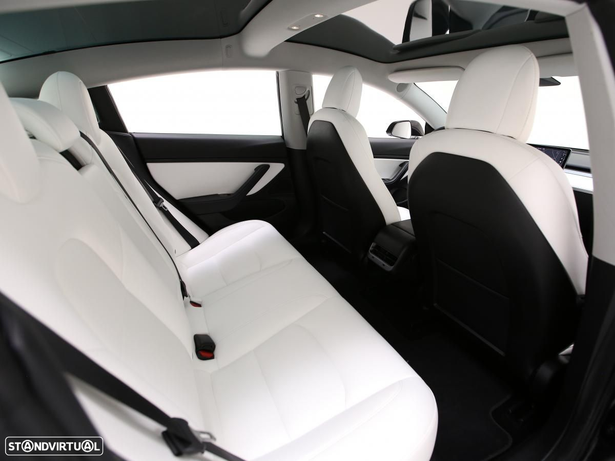 Tesla Model 3 AWD Dual Motor Performance - 11