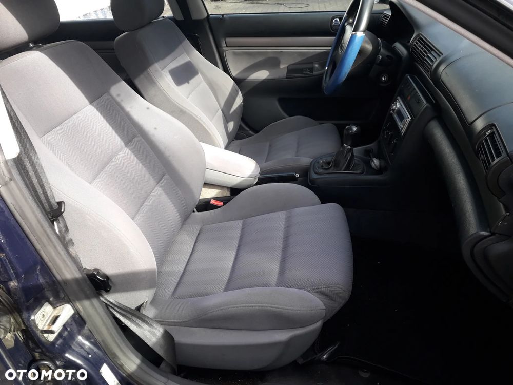 Audi A4 Limousine - 34
