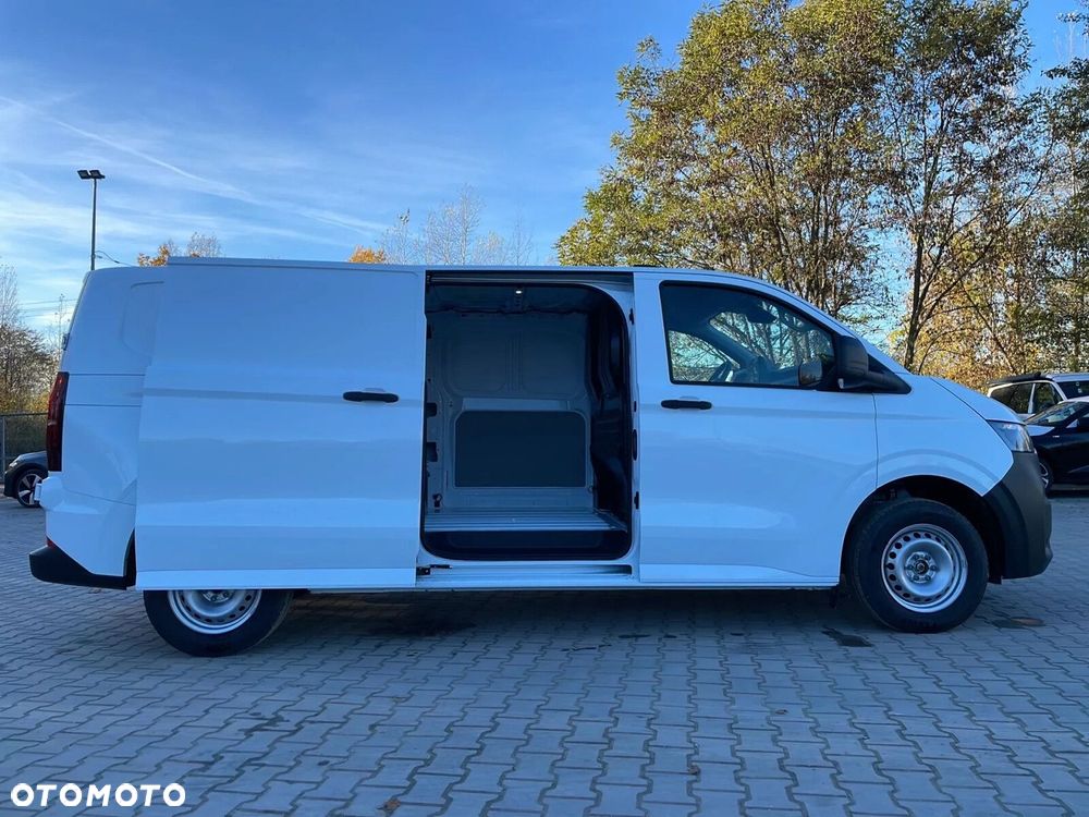 Volkswagen Transporter Furgon 2.0 TDI 150 KM manual r. o. 3500 - 8