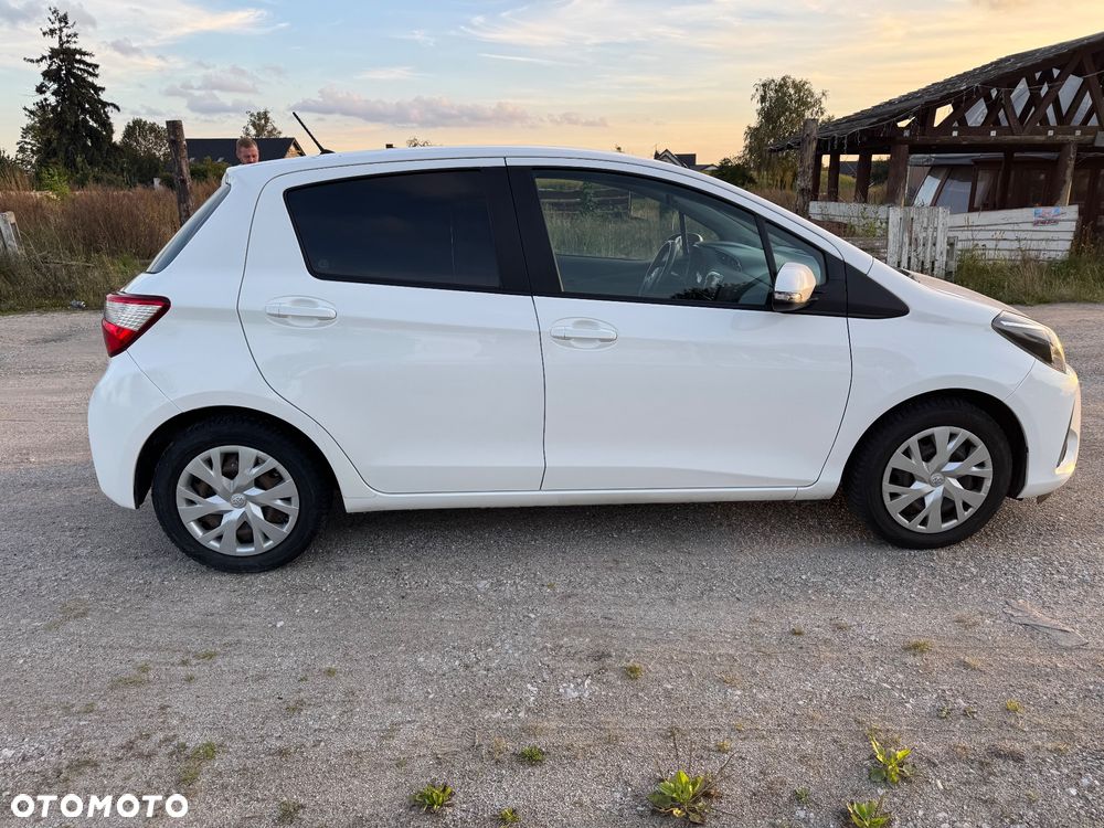 Toyota Yaris 1.0 Premium - 7