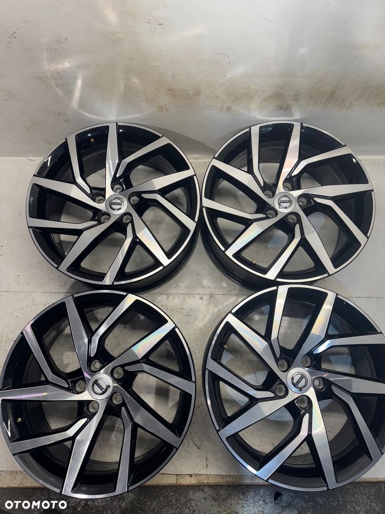 KOMPLET FELG 5x108 VOLVO S60 V60 7.5XJ18H2 ET45 - 5