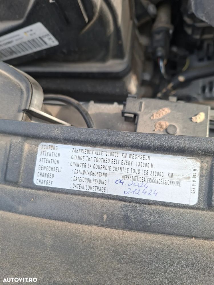 Audi A4 1.4 TFSI Design - 12