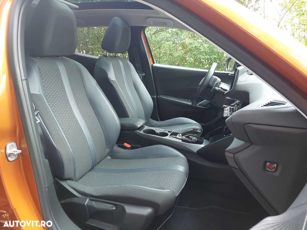 Peugeot 2008 PureTech 130 EAT8 Allure - 8