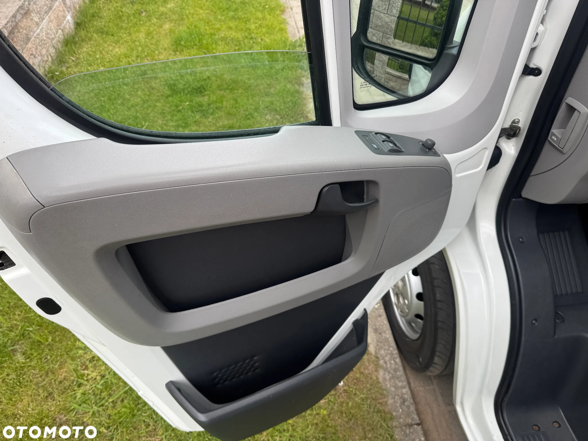 Peugeot BOXER KLIMA 6 OSÓB - 18