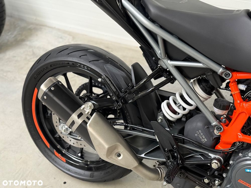KTM Duke - 13