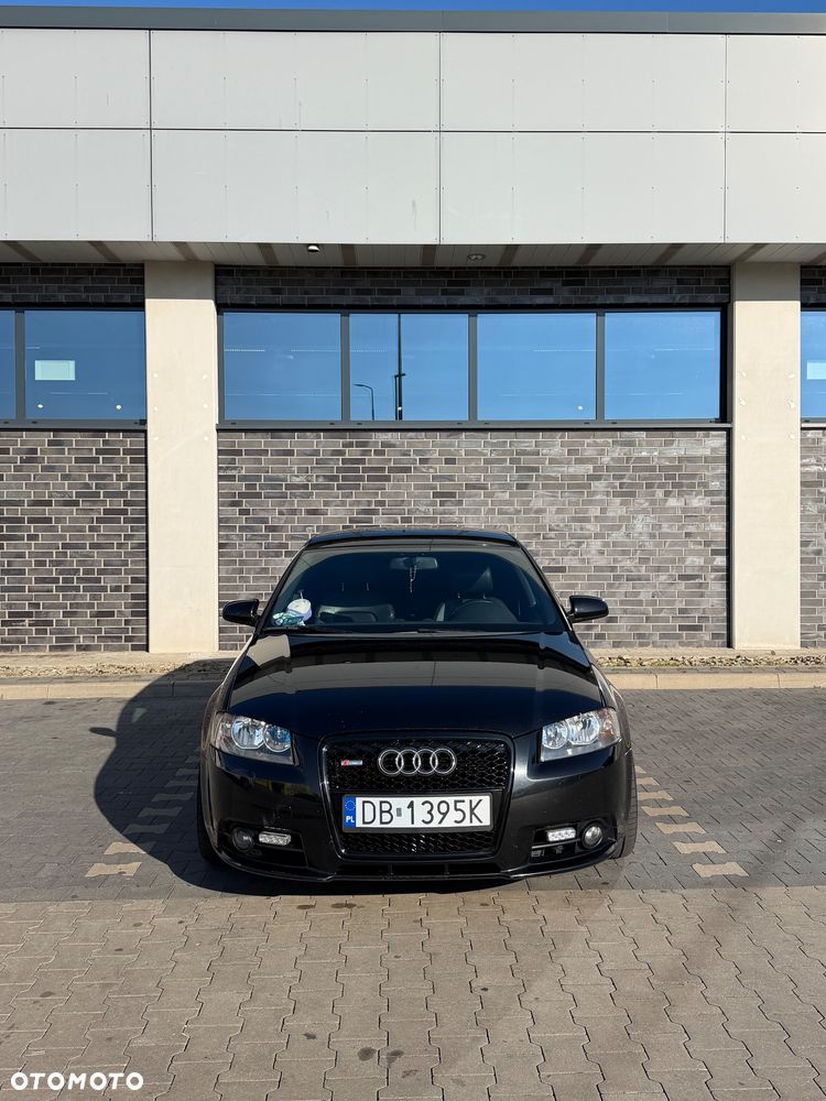 Audi A3 Sportback - 1