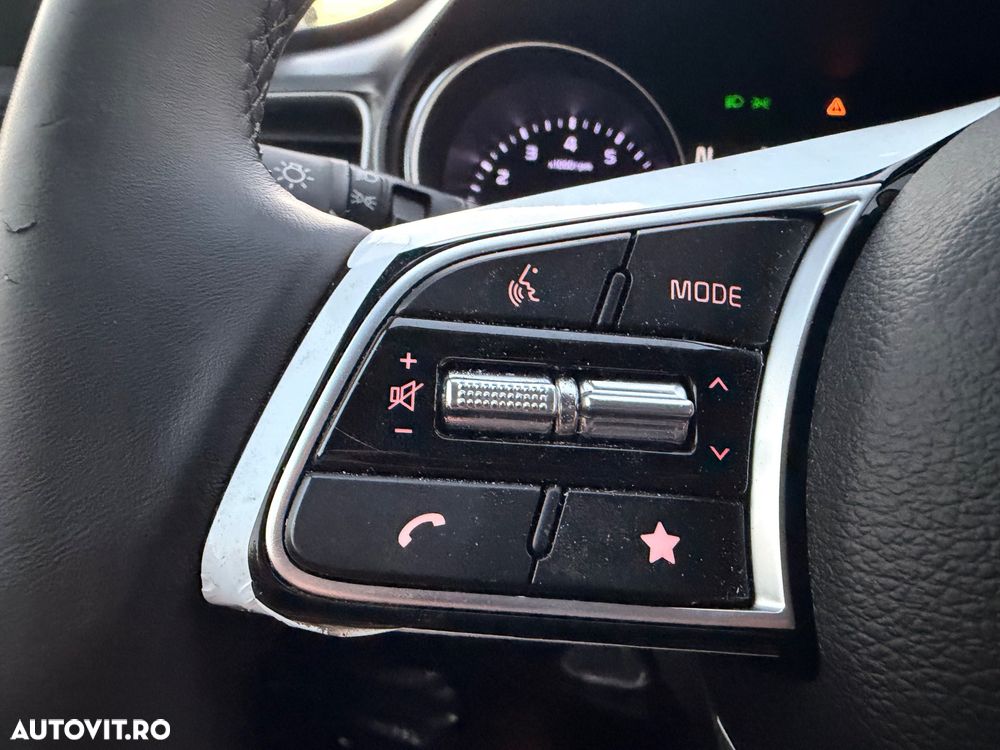 Kia XCeed 1.5 T-GDI 6MT MHEV Style - 16
