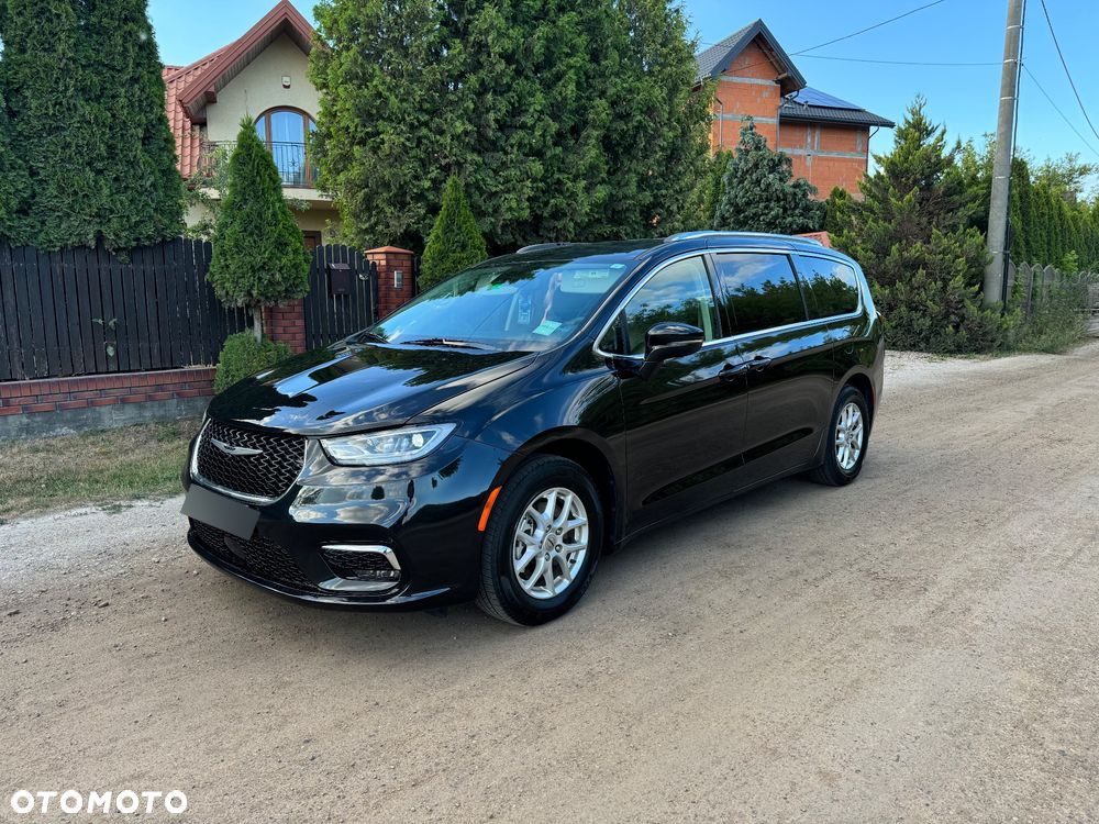 Chrysler Pacifica - 29