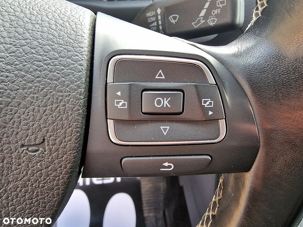 Volkswagen Touran 1.4 TSI Cup - 14