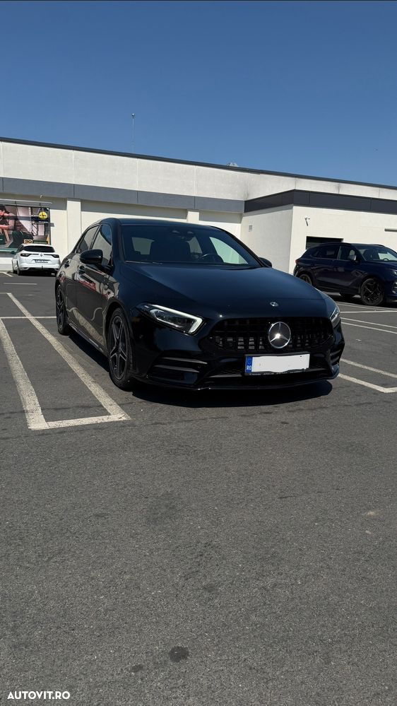 Mercedes-Benz A 250 7G-DCT AMG Line - 3