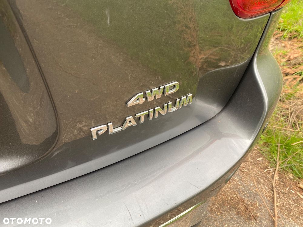 Nissan Pathfinder - 27
