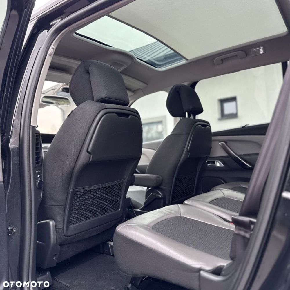 Citroën C4 Picasso - 24