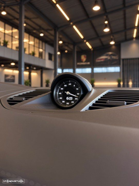 Porsche Panamera 4 E-Hybrid - 10