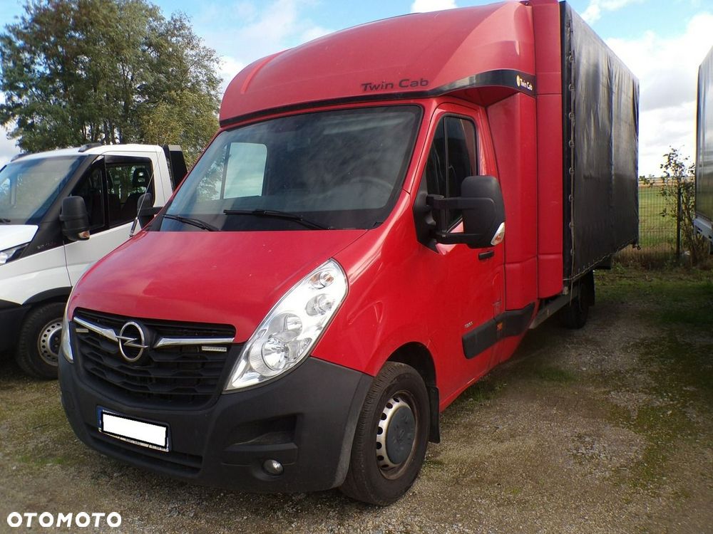 Opel Movano