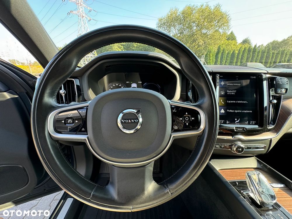 Volvo XC 60 T8 Plug-In Hybrid AWD Inscription - 25