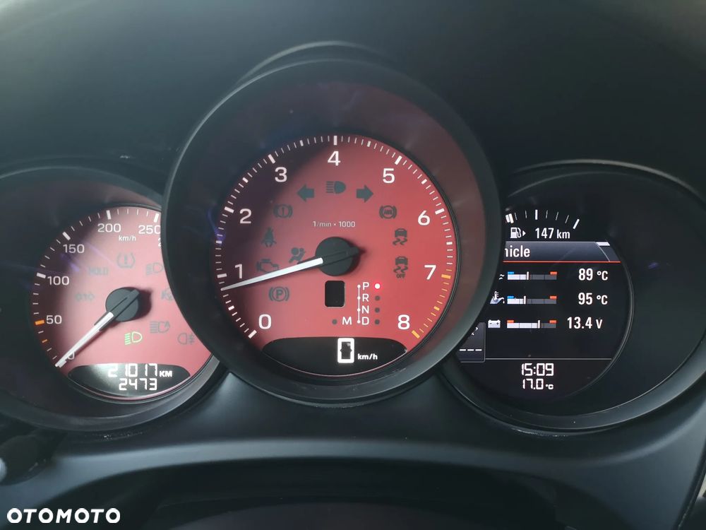 Porsche Macan Standard - 16