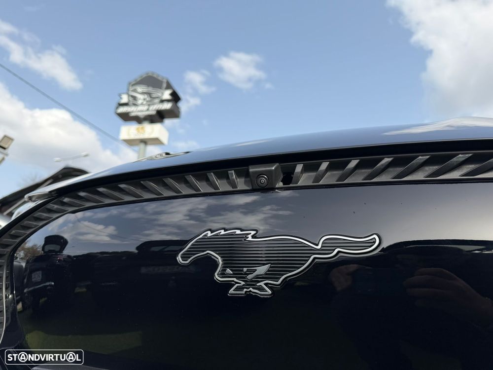 Ford Mustang Mach-E Alargada - 5