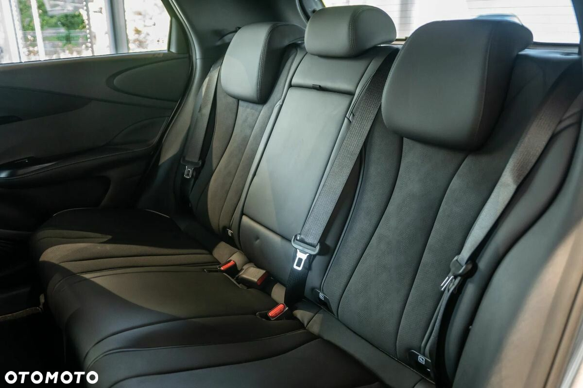 BYD Dolphin - 18