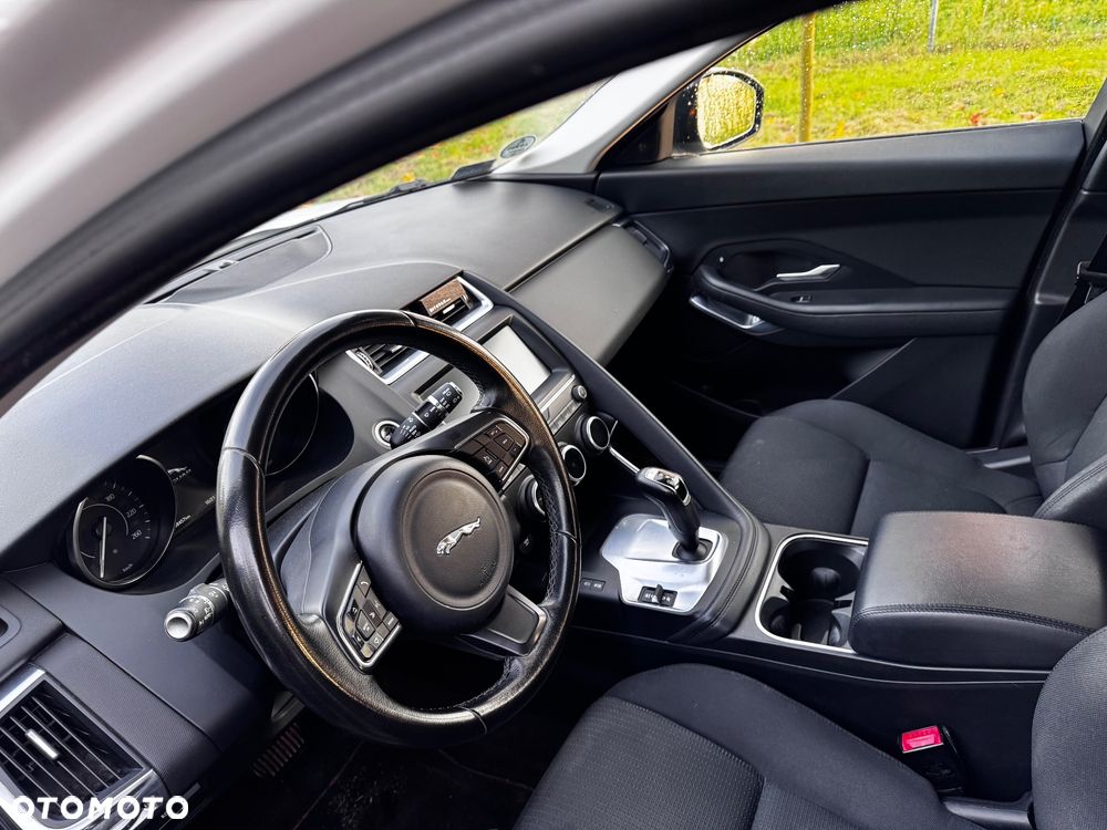 Jaguar E-Pace 2.0 i4D AWD - 7