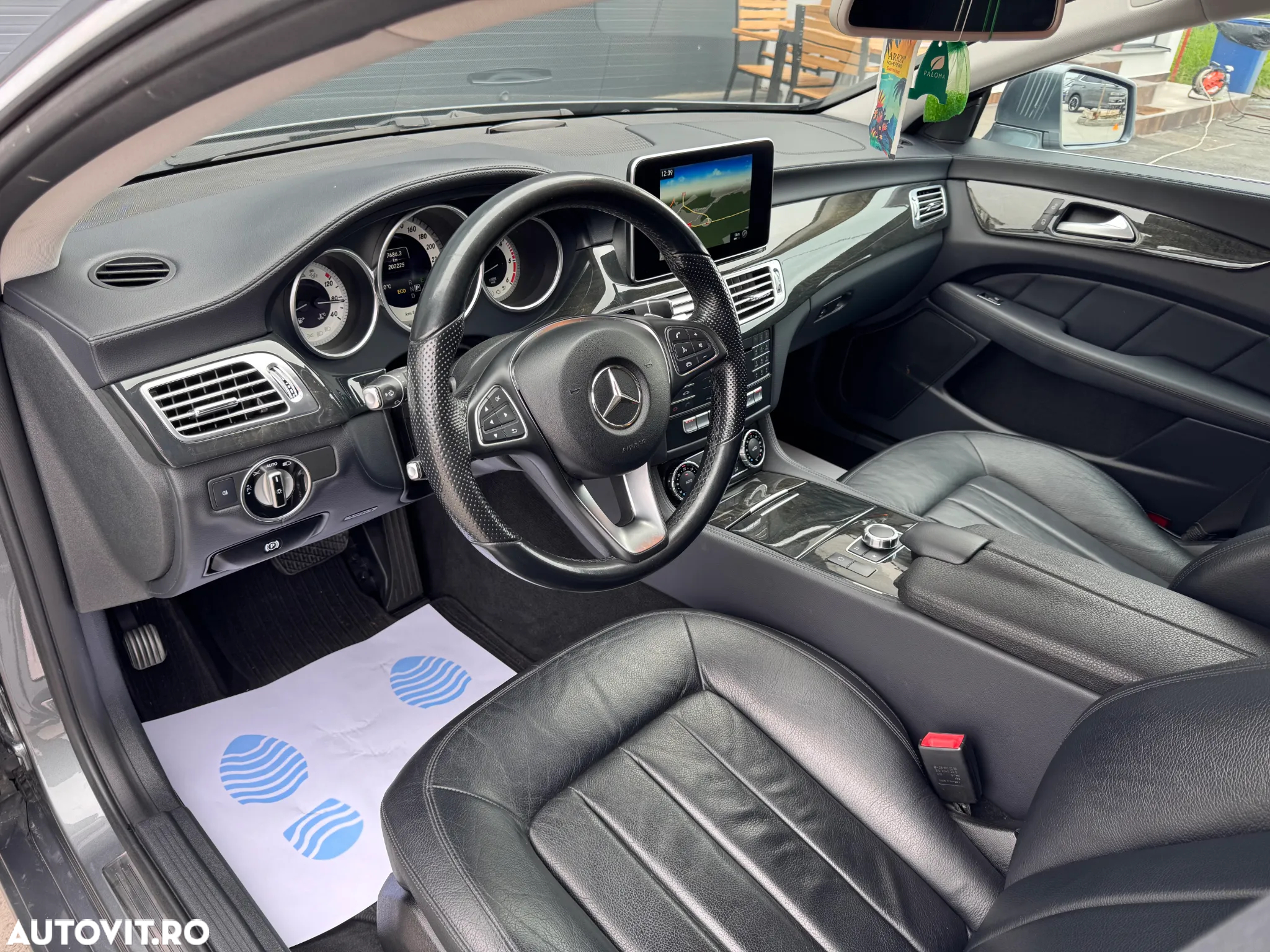 Mercedes-Benz CLS - 15