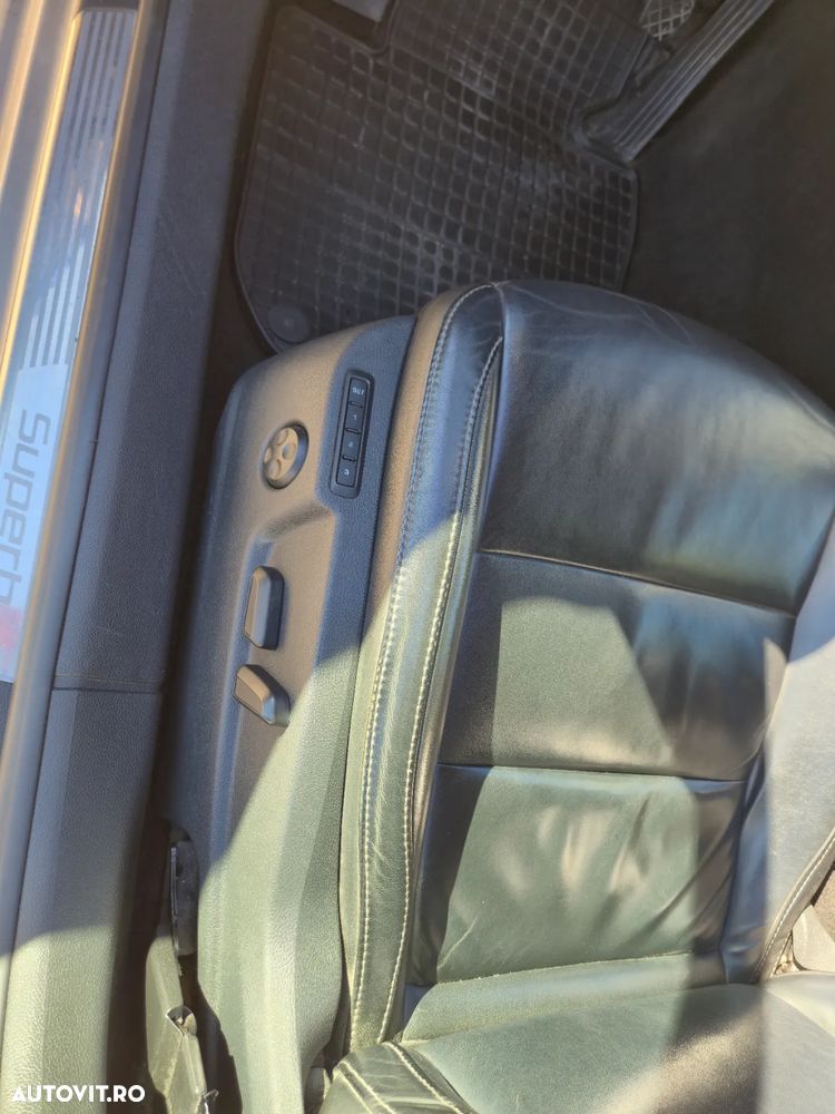 Skoda Superb 1.6 TDI GreenLine - 10