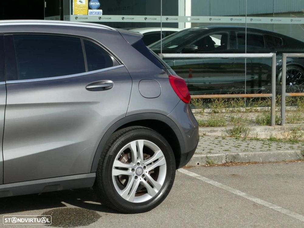 Mercedes-Benz GLA 180 d Urban Aut. - 16