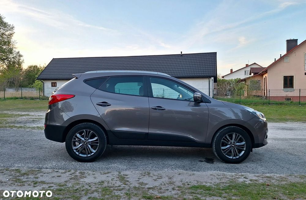 Hyundai ix35 1.6 2WD Fifa World Cup Edition - 32