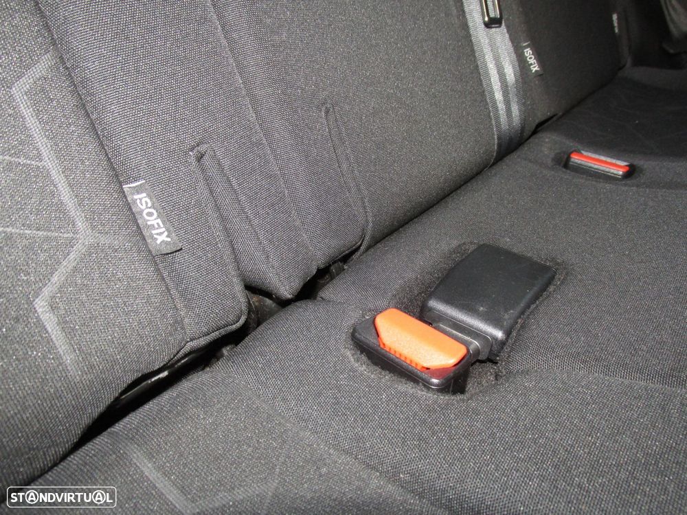 Peugeot 2008 1.2 PureTech Signature - 43